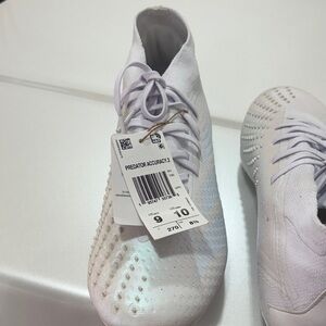 adidas Predator Accuracy 2 White Women's Soccer Cleats - Light Purple Tint